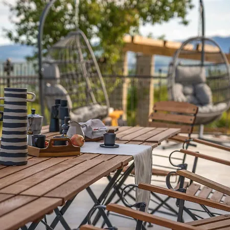 Βίλα Paradiso Distria With And Heated Pool