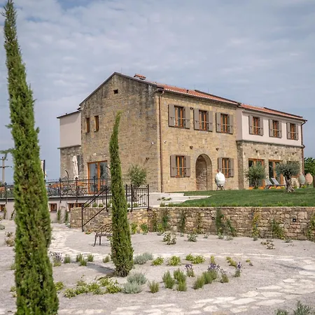 Βίλα Paradiso Distria With And Heated Pool *