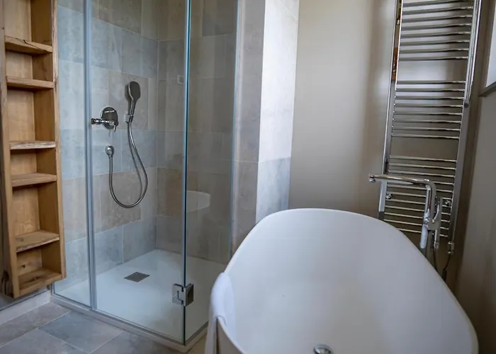 빌라 Paradiso Distria With And Heated Pool *