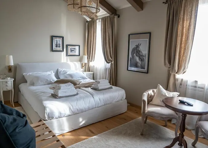 Paradiso Distria With And Heated Pool 빌라 Kucibreg