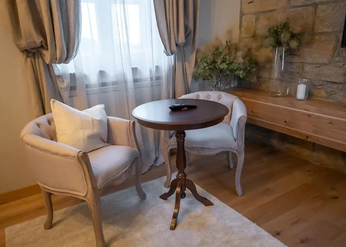 Paradiso Distria With And Heated Pool