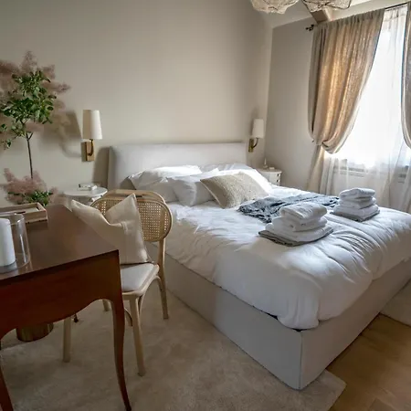 Paradiso Distria With And Heated Pool 别墅 Kucibreg