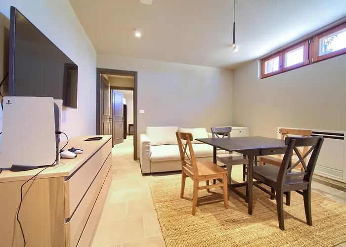 Paradiso Distria With And Heated Pool Villa Kucibreg